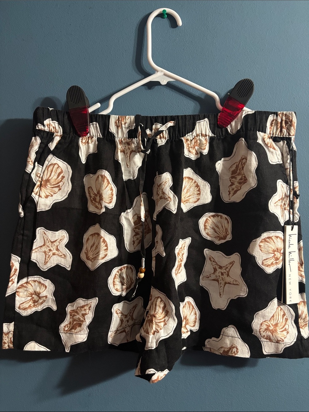 Nicole Miller Black Shorts with Cream Seashell Motif